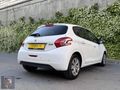PEUGEOT 208 1.2 BENZİN OTOMATİK