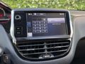 PEUGEOT 208 1.2 BENZİN OTOMATİK