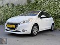 PEUGEOT 208 1.2 BENZİN OTOMATİK