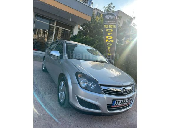 NOKTA HATASIZ..DÜŞÜK KM.. AİLE ARABASI...