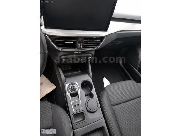 KARINCA OTOMOTİV'DEN 2025 FORD FOCUS 1.5 ECOBLUE TITANIUM STIL