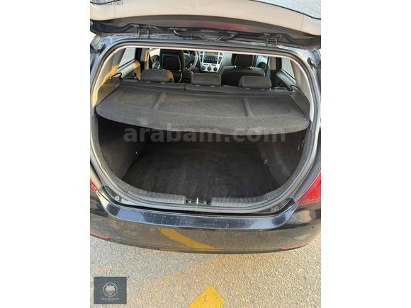 Yakıt Cimrisi Otomatik Kia Ceed - 207 Bin Km -