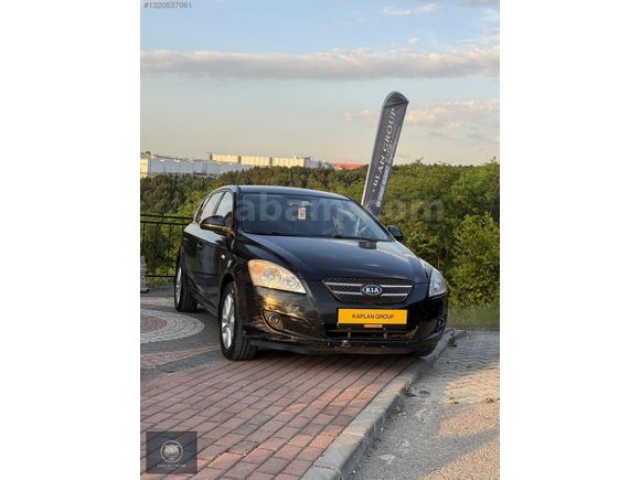 Yakıt Cimrisi Otomatik Kia Ceed - 207 Bin Km -