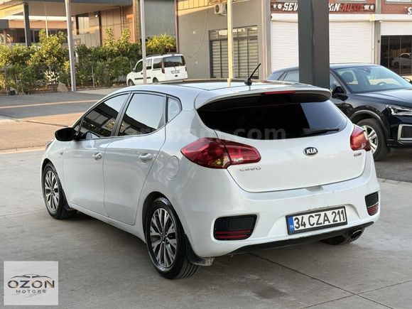 Kia Ceed 1.6 CRDİ Comfort