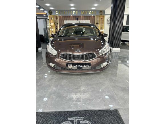 Kia Cee'd 1.6CRDI Concept Plus Otomatik Sunroof cam tavan128 HP