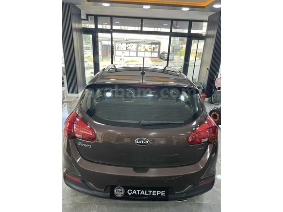 Kia Cee'd 1.6CRDI Concept Plus Otomatik Sunroof cam tavan128 HP