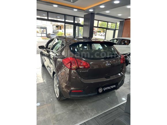 Kia Cee'd 1.6CRDI Concept Plus Otomatik Sunroof cam tavan128 HP