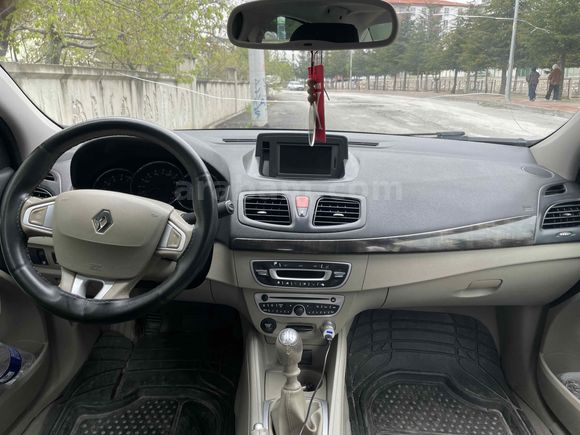 Sahibinden Renault Fluence 1.5 dCi Privilege 2010 Model 