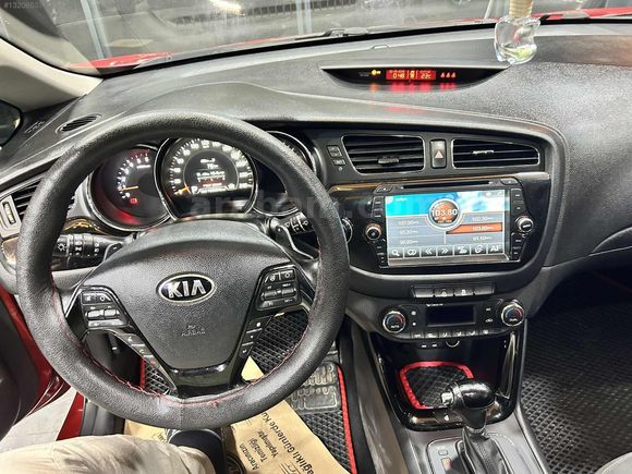 Kia Cee'd 1.6 CRDI Premium Otomatik - Cam Tavan STAR STOP