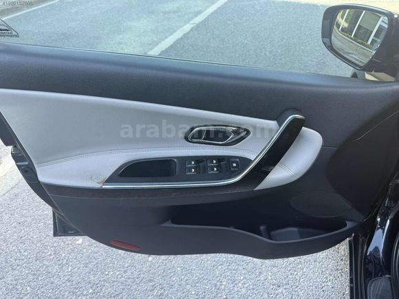 KIA CEED CONCEPT PLUS DEĞİŞENSİZ BOYASIZ OTOMATİK CAM TAVANLI