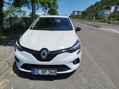 Sahibinden Renault Clio 1.0 TCe Touch 2023 Model  19.500km Beyaz