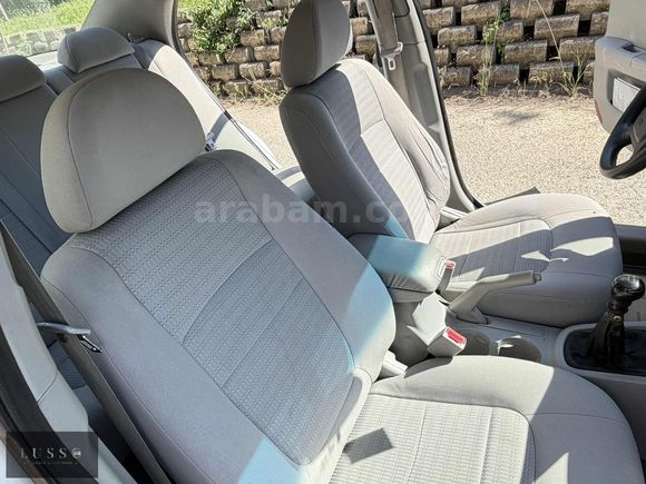 LUSSO GARAJ'dan KİA CERATO 1.6 CRDİ