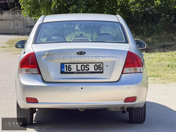 LUSSO GARAJ'dan KİA CERATO 1.6 CRDİ