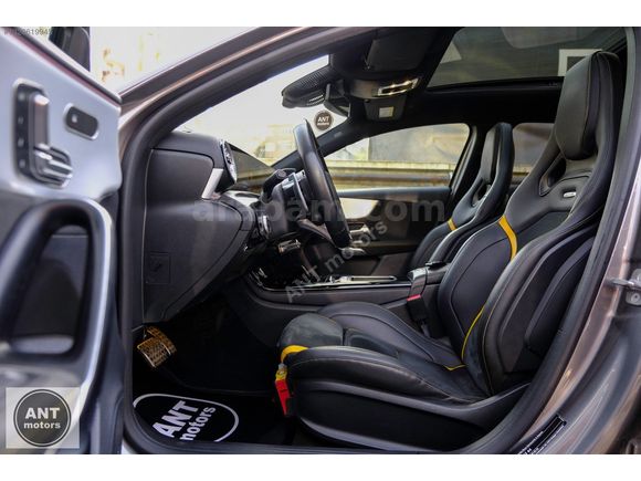 HATASIZ BAYİ 2023 MERCEDES A 45s AMG PERFORMANCE+AERODYNAMIC KIT
