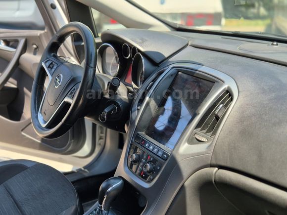 OPEL ASTRA 2017 DESİGN EN DOLUSU OTOMATİK-36 AY TAKSİTLE-