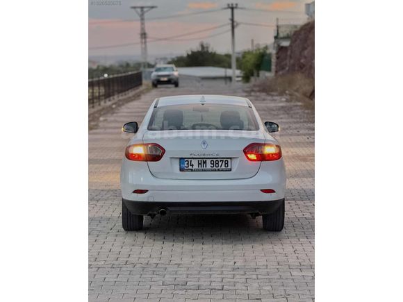 Kaya otomotiv ten çok temiz araba