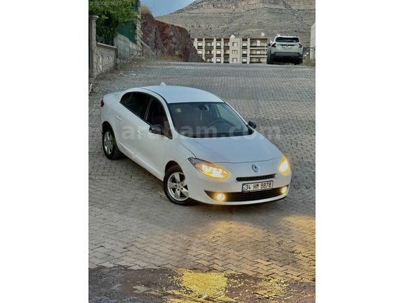 Kaya otomotiv ten çok temiz araba