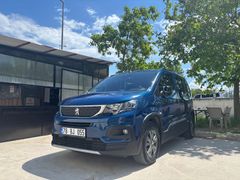 Sahibinden Peugeot Rifter 1.5 BlueHDI Allure 2024 Model 
