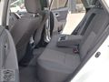 OTOMATİK VİTES 1.6 CAM TAVANLI AURİS