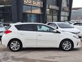 OTOMATİK VİTES 1.6 CAM TAVANLI AURİS
