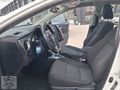 OTOMATİK VİTES 1.6 CAM TAVANLI AURİS