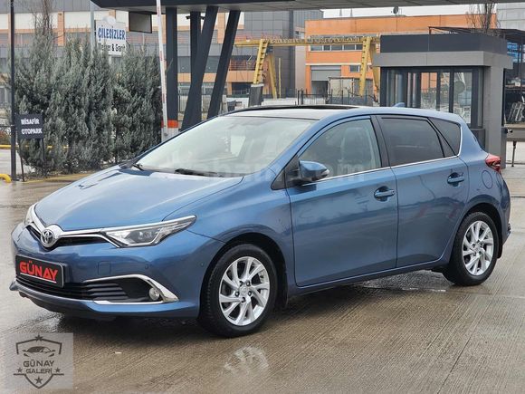 İLK ELDEN 1.6 OTOMATİK VİTES MAKYAJLI KASA AURİS