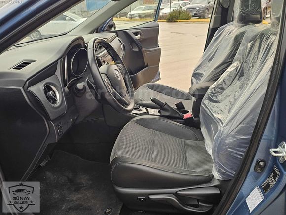 İLK ELDEN 1.6 OTOMATİK VİTES MAKYAJLI KASA AURİS