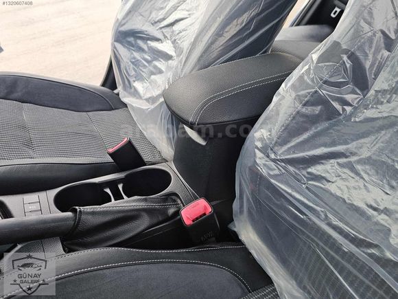 İLK ELDEN 1.6 OTOMATİK VİTES MAKYAJLI KASA AURİS