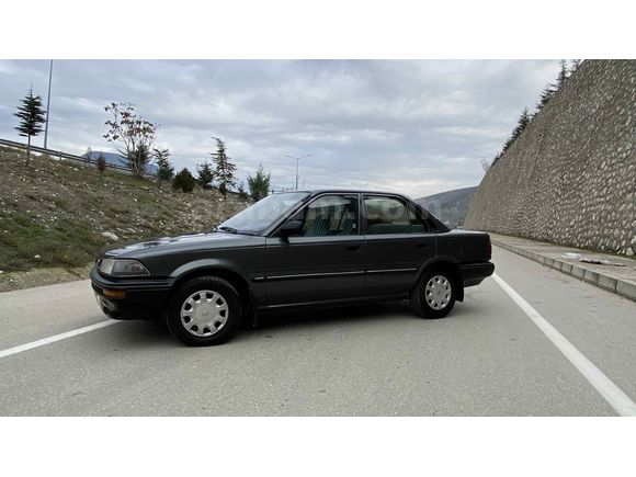 Sahibinden Toyota Corolla 1.6 XL 1991 Model 