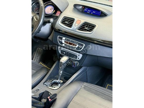 HATASIZ//BAKIMLI//2015 MODEL//230 BİN KM//1.5 DCI//İCON/OTOMATİK