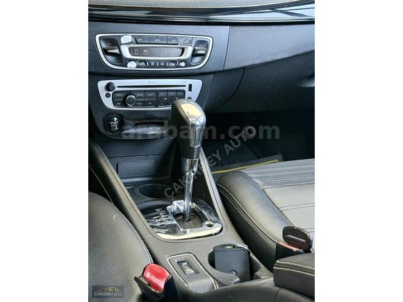 HATASIZ//BAKIMLI//2015 MODEL//230 BİN KM//1.5 DCI//İCON/OTOMATİK