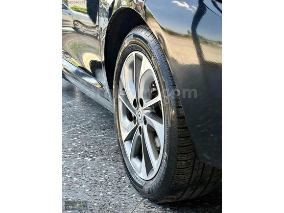 HATASIZ//BAKIMLI//2015 MODEL//230 BİN KM//1.5 DCI//İCON/OTOMATİK