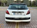 207 PEJO 2007 MODEL CAM TEMİZLİKTE