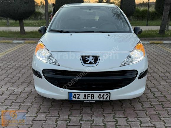 207 PEJO 2007 MODEL CAM TEMİZLİKTE