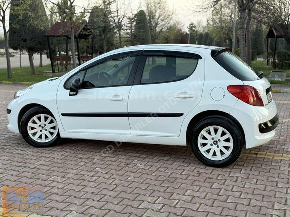 207 PEJO 2007 MODEL CAM TEMİZLİKTE