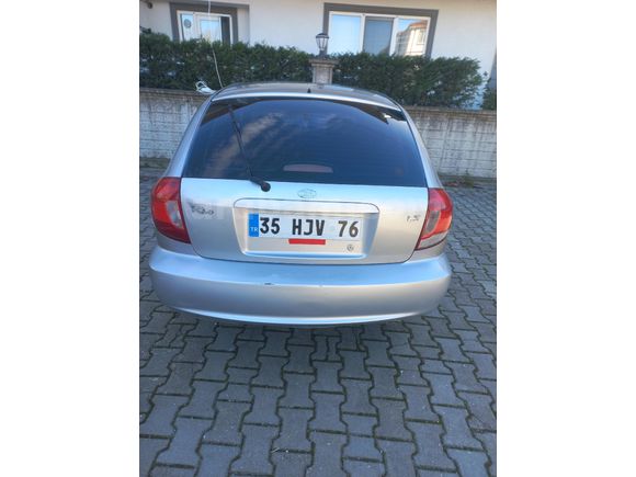 Sahibinden Kia Rio 1.5 Luxury 2004 Model