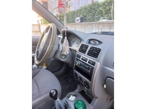 Sahibinden Kia Rio 1.5 Luxury 2004 Model