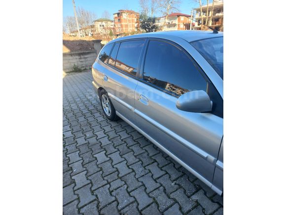 Sahibinden Kia Rio 1.5 Luxury 2004 Model