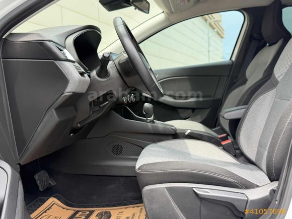 2024 RENAULT CLİO EVOLUTİON OTOMATİK VİTES HATASIZ 60 BİN KMDE
