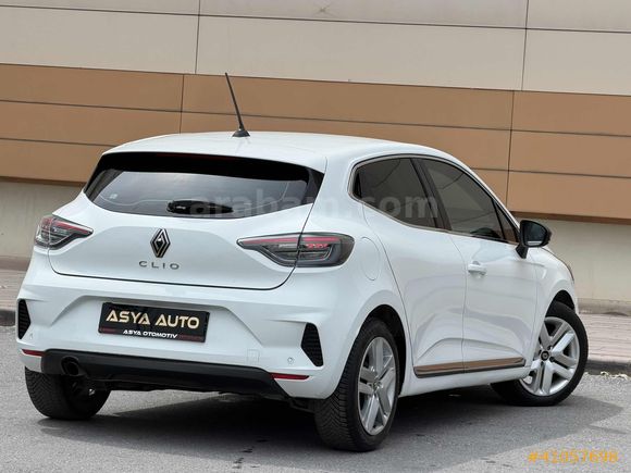 2024 RENAULT CLİO EVOLUTİON OTOMATİK VİTES HATASIZ 60 BİN KMDE