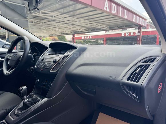 Galeriden Ford Focus 1.6 TDCi Trend X 2015 Model Adana