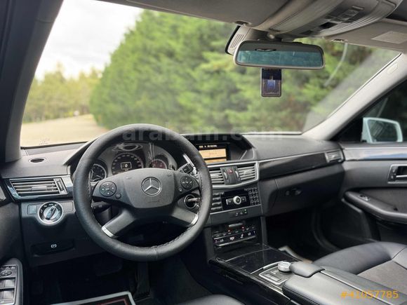 GÜNDÜZ GALERİDEN KOLDAN VİTES MERCEDES E220 CDI FULL BAKIMLI
