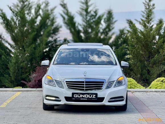 GÜNDÜZ GALERİDEN KOLDAN VİTES MERCEDES E220 CDI FULL BAKIMLI