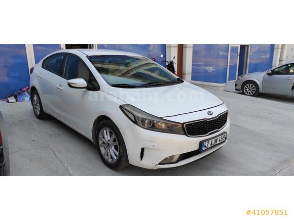 2017 KIA CERATO 1.6 CRDI CONCEPT OTOMATİK