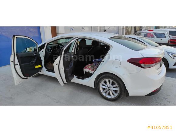 2017 KIA CERATO 1.6 CRDI CONCEPT OTOMATİK