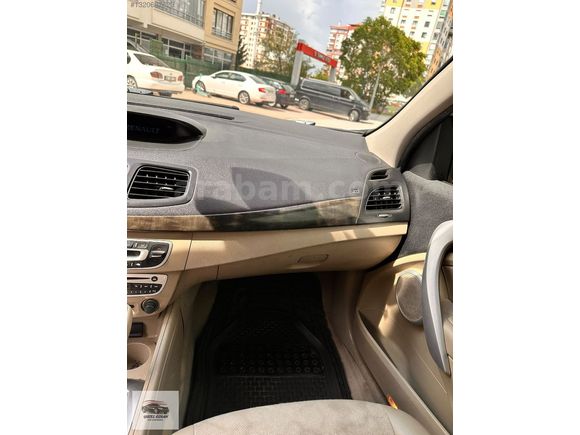 MEMURDAN 177.000 KM OTOMATİK