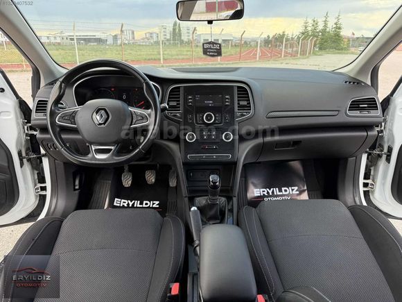 2021 RENAULT MEGAN BOYASIZ 1.3 TCE
