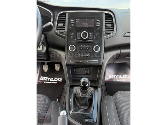 2021 RENAULT MEGAN BOYASIZ 1.3 TCE