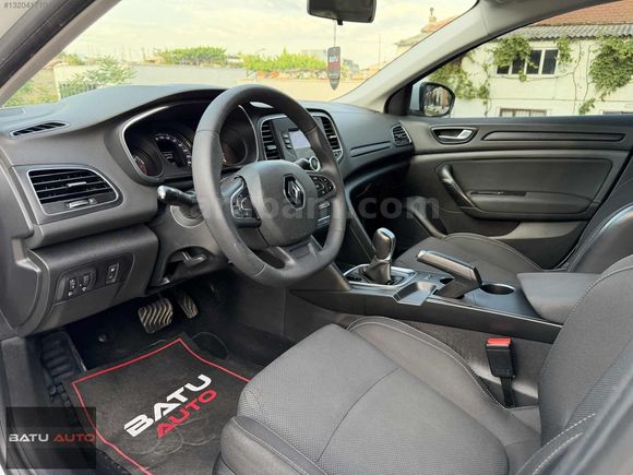 BATU AUTO'DAN 2020 RENAULT MEGANE 1.3TCE JOY EDC BAKIMLI !!!