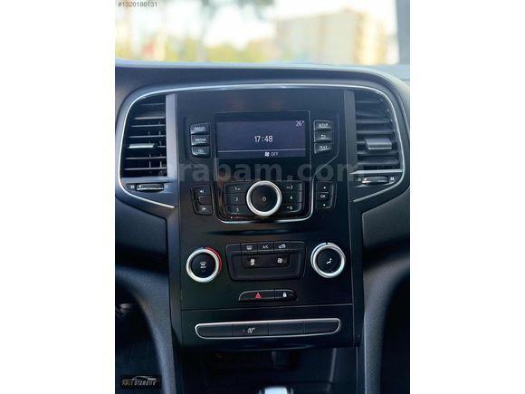 KALE'DEN 2022 MODEL DEĞİŞENSİZ OTOMATIK MEGANE